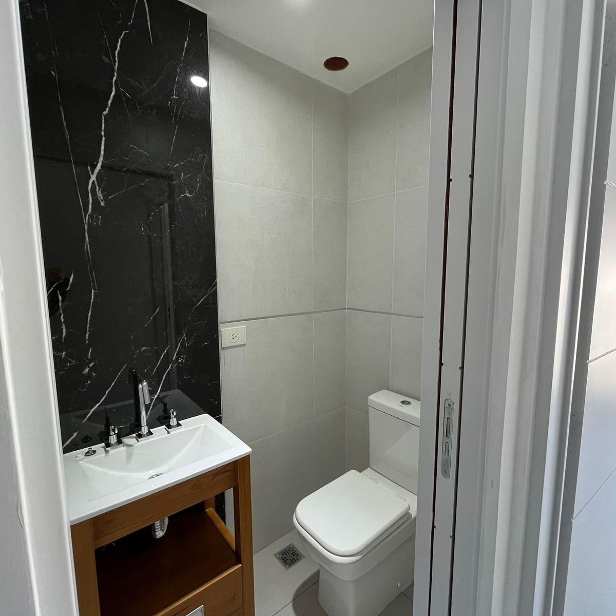 Departamento en planta baja, con patio a estrenar expensas bajisimas