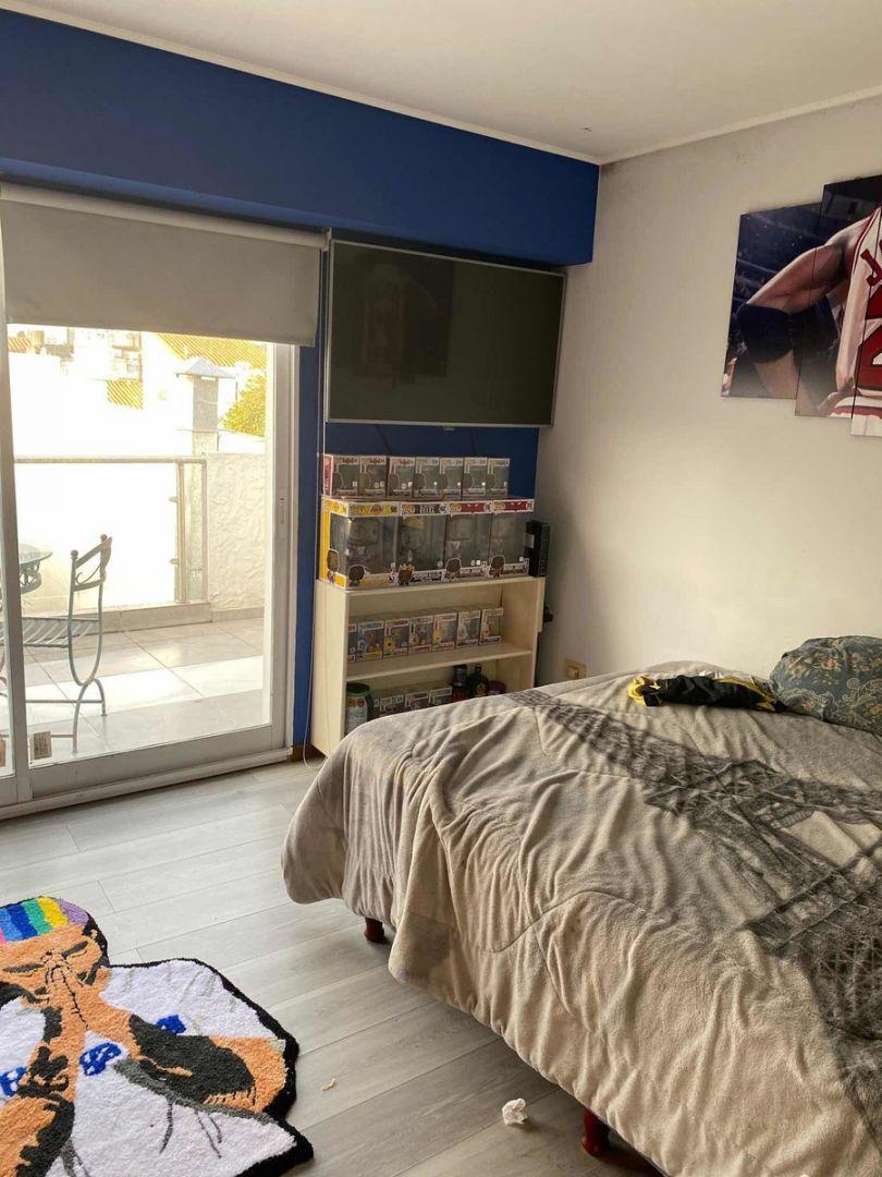 Foto de Triplex Refaccionado a nuevo 4 Amb al frente con cochera APTO CREDITO, imagen 2