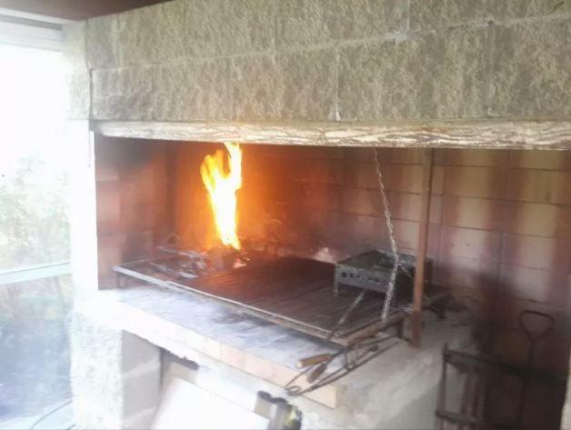 Casa 6 Ambientes Al Frente con Pileta y Quincho Apto Credito 2