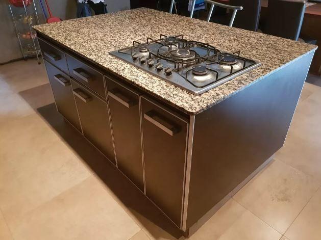 Casa 6 Ambientes Al Frente con Pileta y Quincho Apto Credito 4