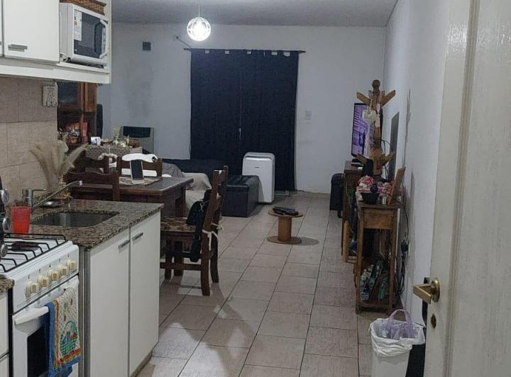 Departamento de 1 ambiente al frente con balcon 1
