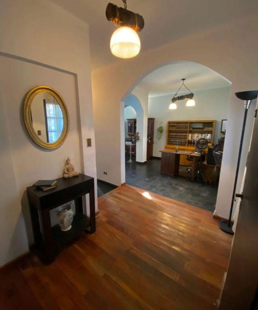 Foto de Venta de Casa 7 ambientes Ramos Mejía, imagen 4
