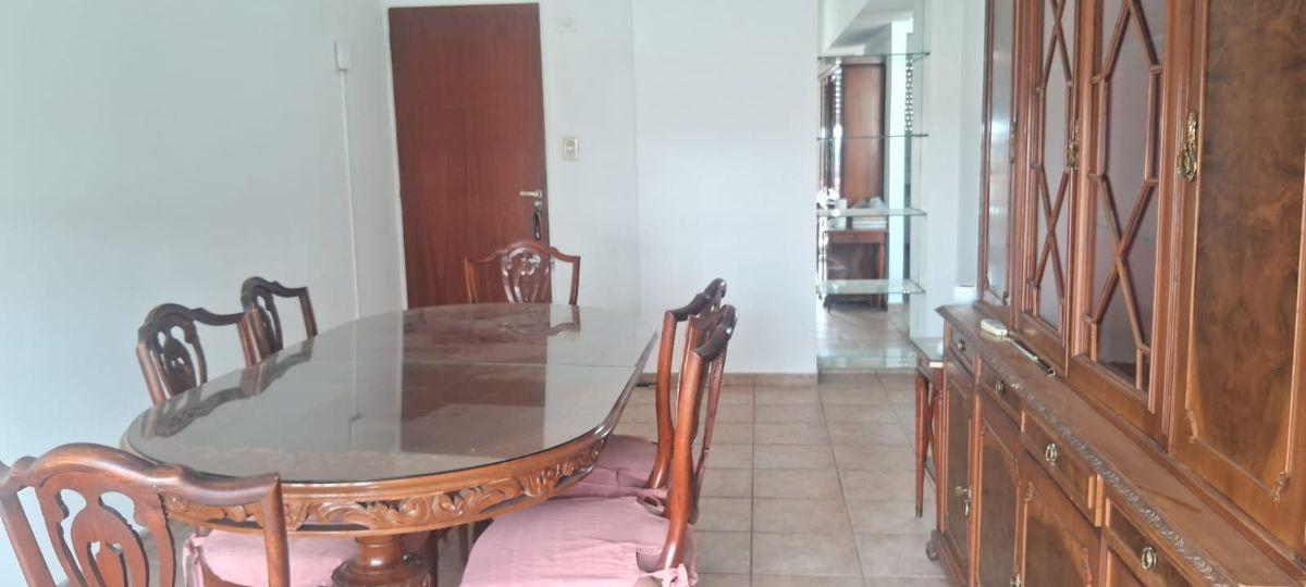 Departamento en el centro de Ramos Mejia 2 ambientes al frente con balcon