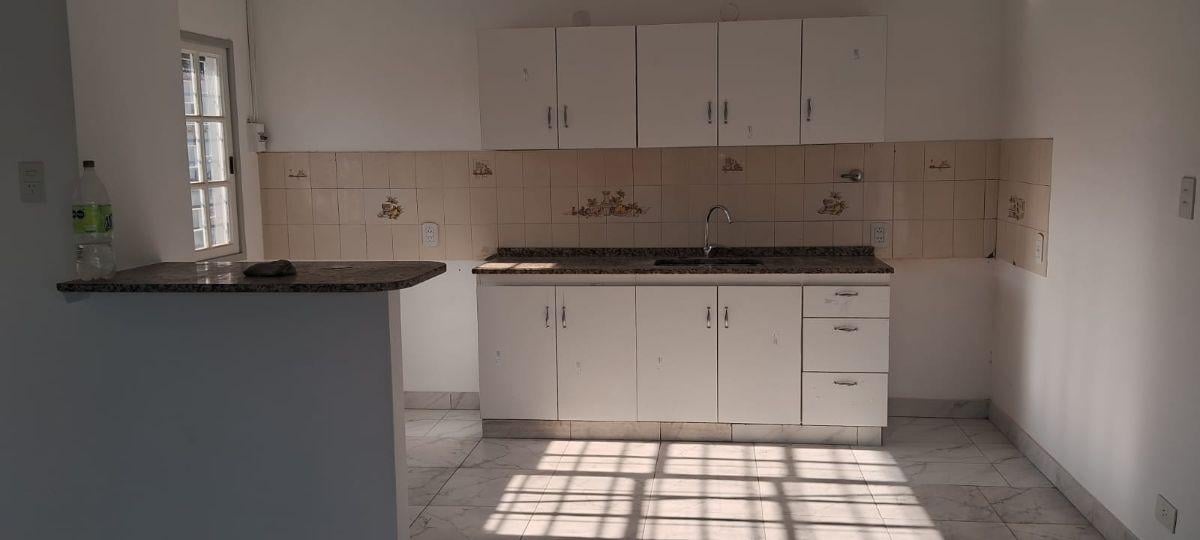 Departamento Tipo Casa de tres ambientes A Estrenar en Piso Unico
