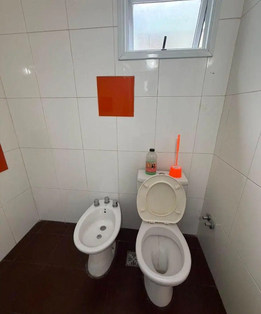 Departamento de 1 ambiente al frente con patio sin expensas 2
