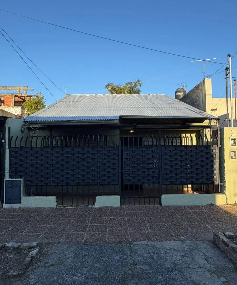 Casa tipo PH tres ambientes en San Justo con patio 4