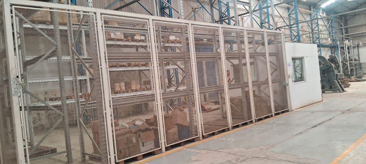 Foto de Planta Industrial 13.500 m² SE ESCUCHA OFERTA EN EFECTIVO O PUEDE, imagen 3