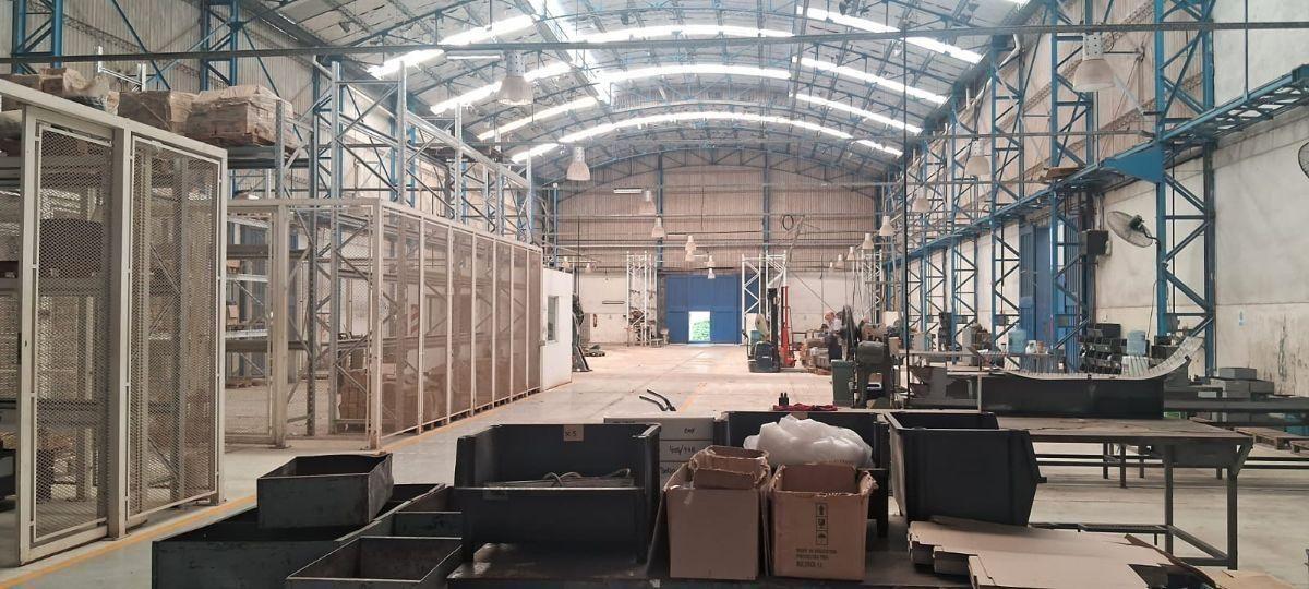 Foto de Planta Industrial 13.500 m² SE ESCUCHA OFERTA EN EFECTIVO O PUEDE, imagen 2