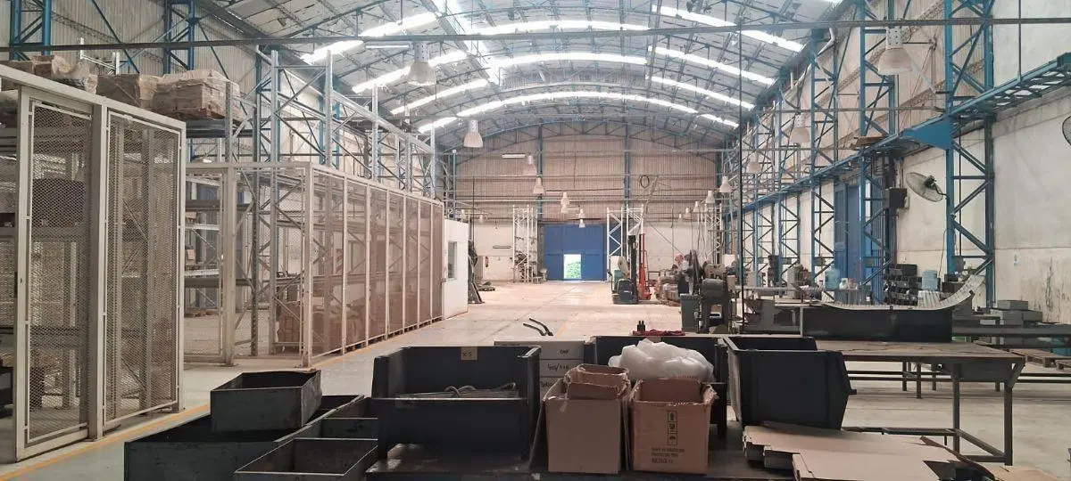 Planta Industrial 13.500 m² Virrey del Pino,3.600 m2 cubiertos a 100m de ruta 3 1