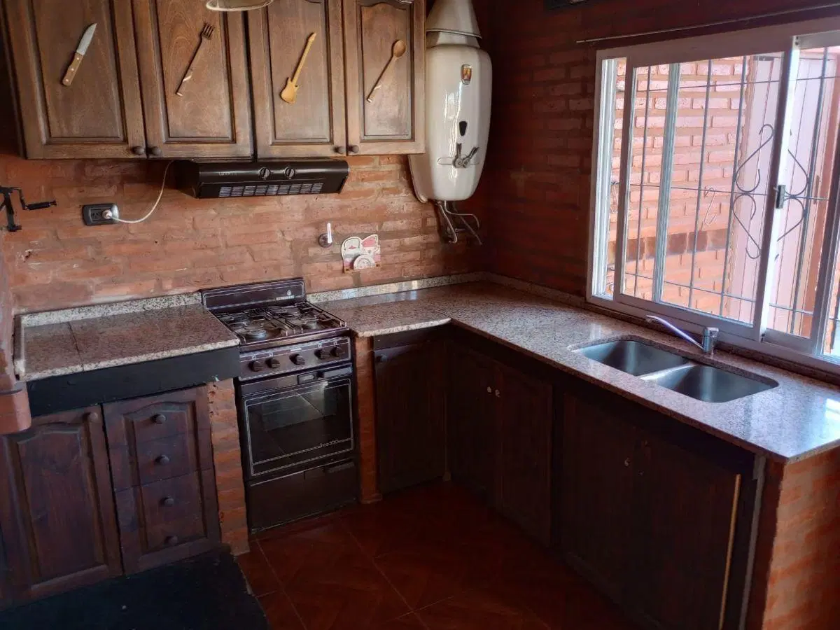 Casa Ph Tres ambientes en Lomas del mirador 4