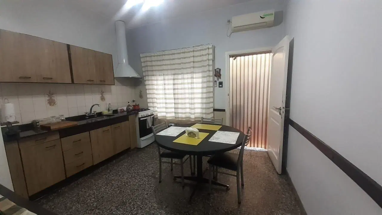Casa 3 ambientes en muy buen estado, muy buen precio 3