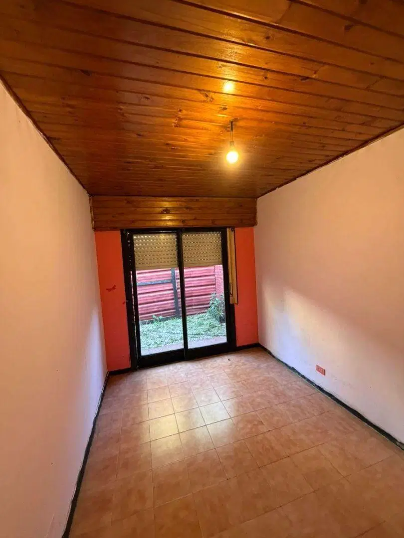 Casa tipo PH tres ambientes en San Justo con patio 4
