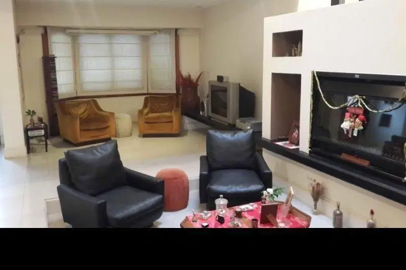 Casa  en Venta en Villa Luzuriaga 3