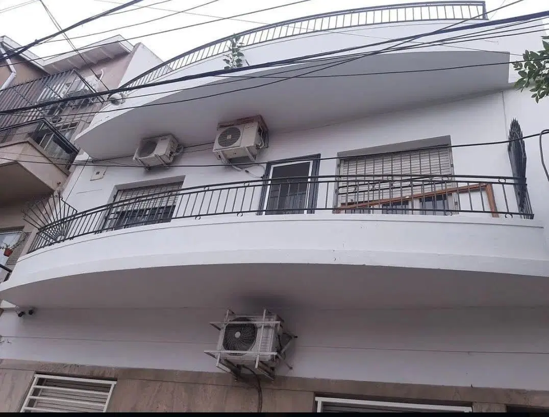 Muy amplio piso en 2 niveles 4