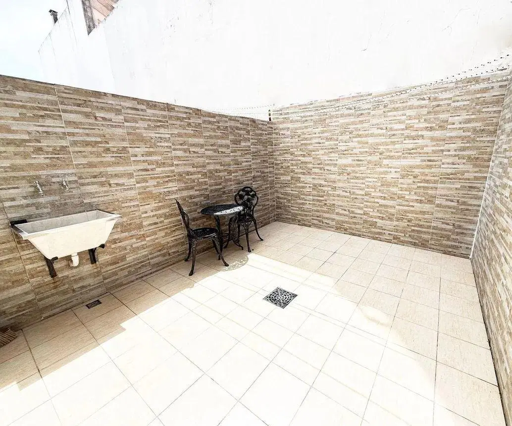 Triplex 4 Ambientes En Ramos Mejia. Apto Credito Sin Expensas 2