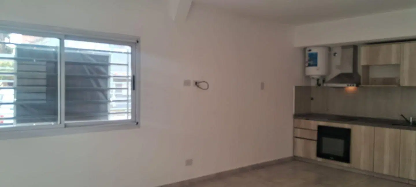 Monoambiente Divisible Apto Credito, Bajas expensas, En villa Luzuriaga 2