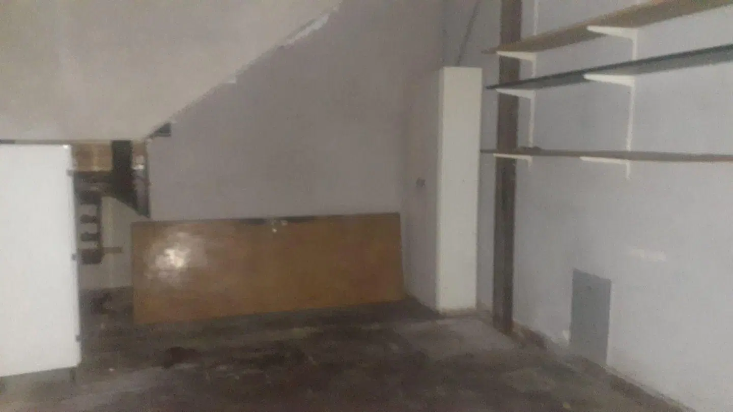 casa 5 ambientes con parque, parrilla galeria y pileta 2