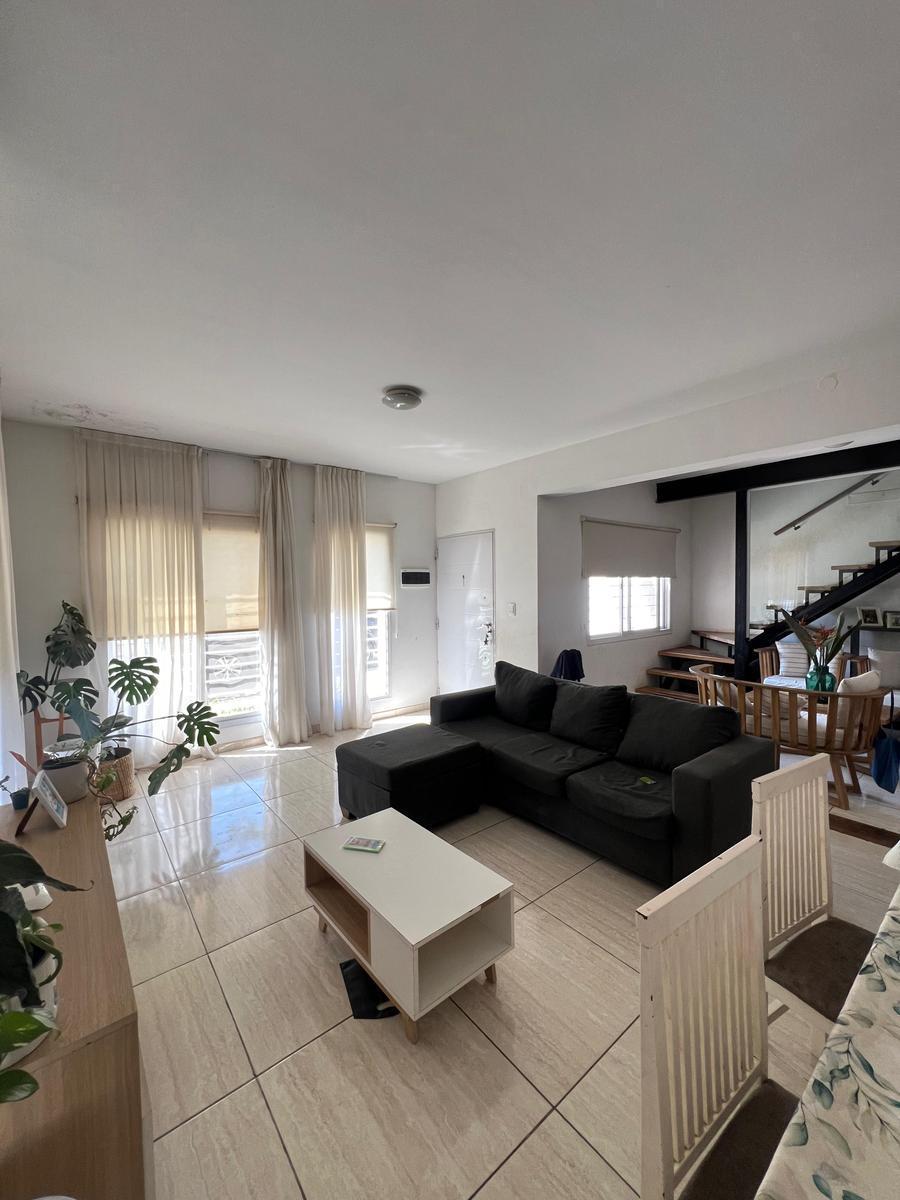 Duplex en Venta, 3 Dor C/patio y Cochera - Claros del Bosque 4