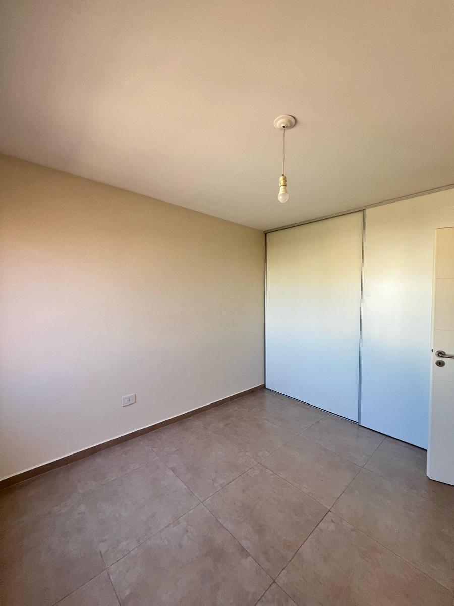 Duplex 3 Dor C/patio y Cochera - Claros del Bosque 5
