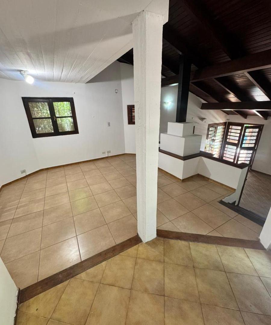 Foto de Casa 3 dor - APTA USO COMERCIAL - Jardín Espinosa, imagen 4