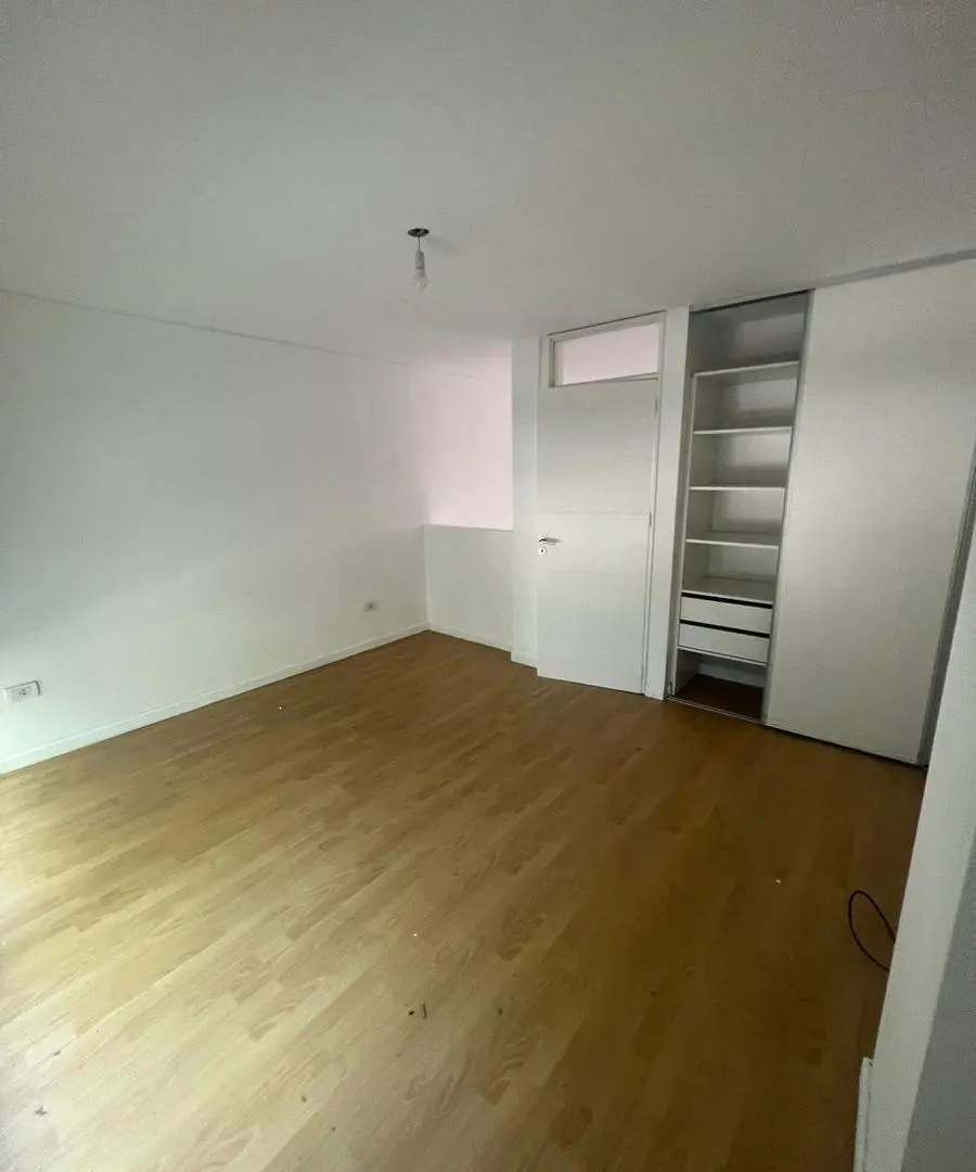 Duplex en housing 1 dor c/cochera - Arguello 2