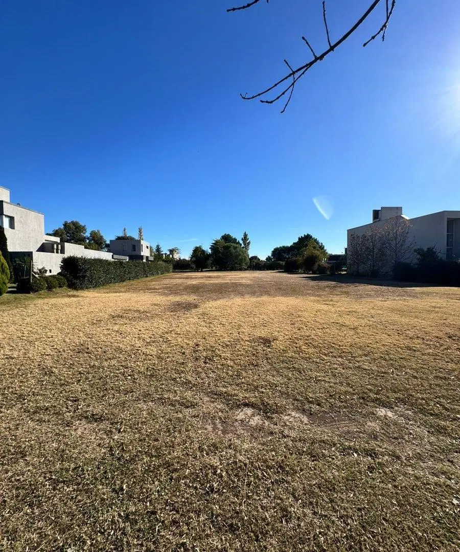 Lote central - Cañuelas Country Golf 1