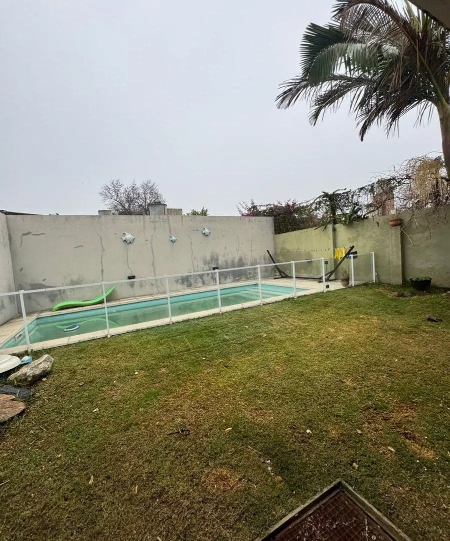 Casa 4 dor c/ patio - Jardín 5
