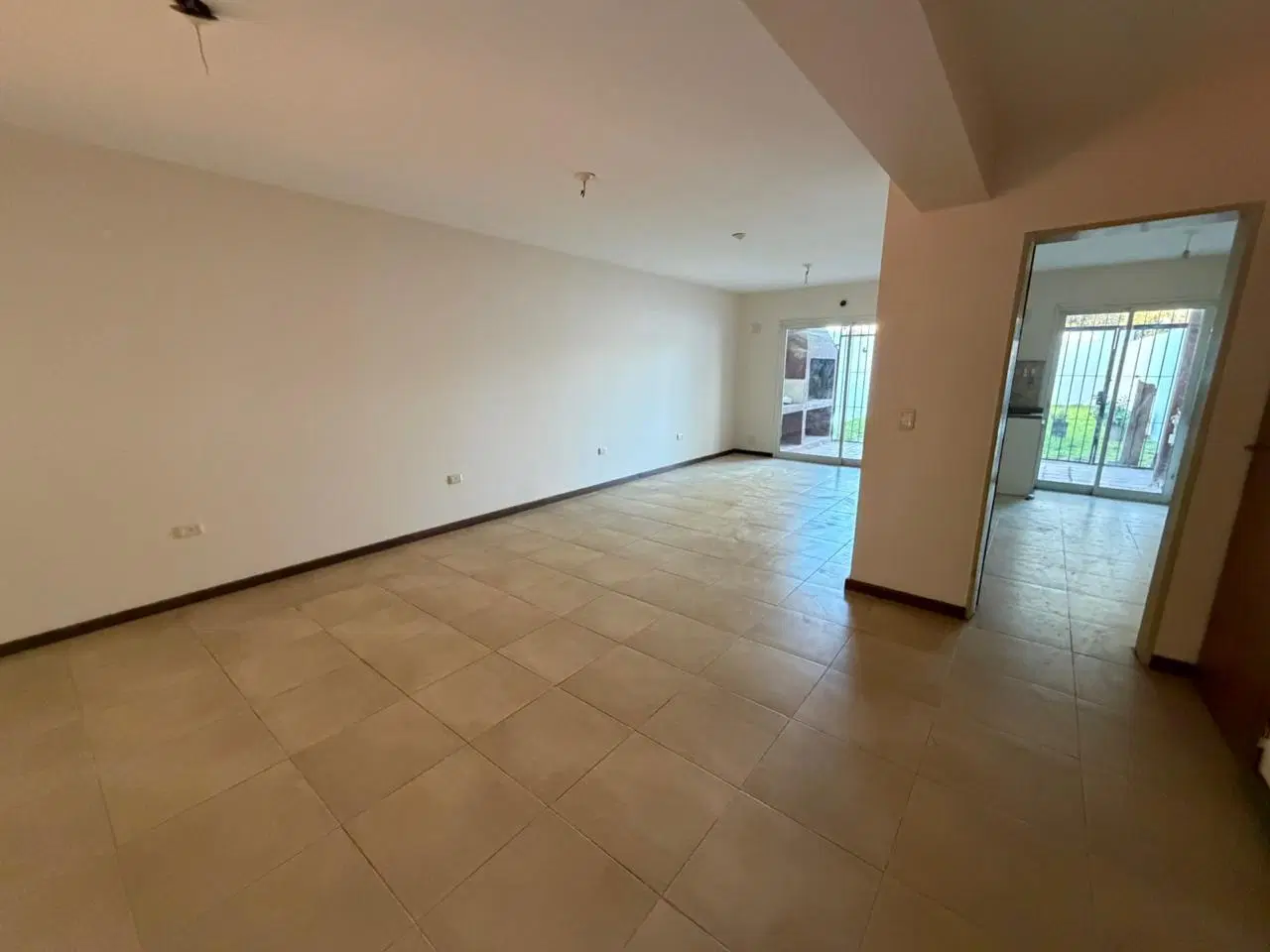 En venta: Duplex c/patio, 3 dor - Jardin de los Boulevares 1