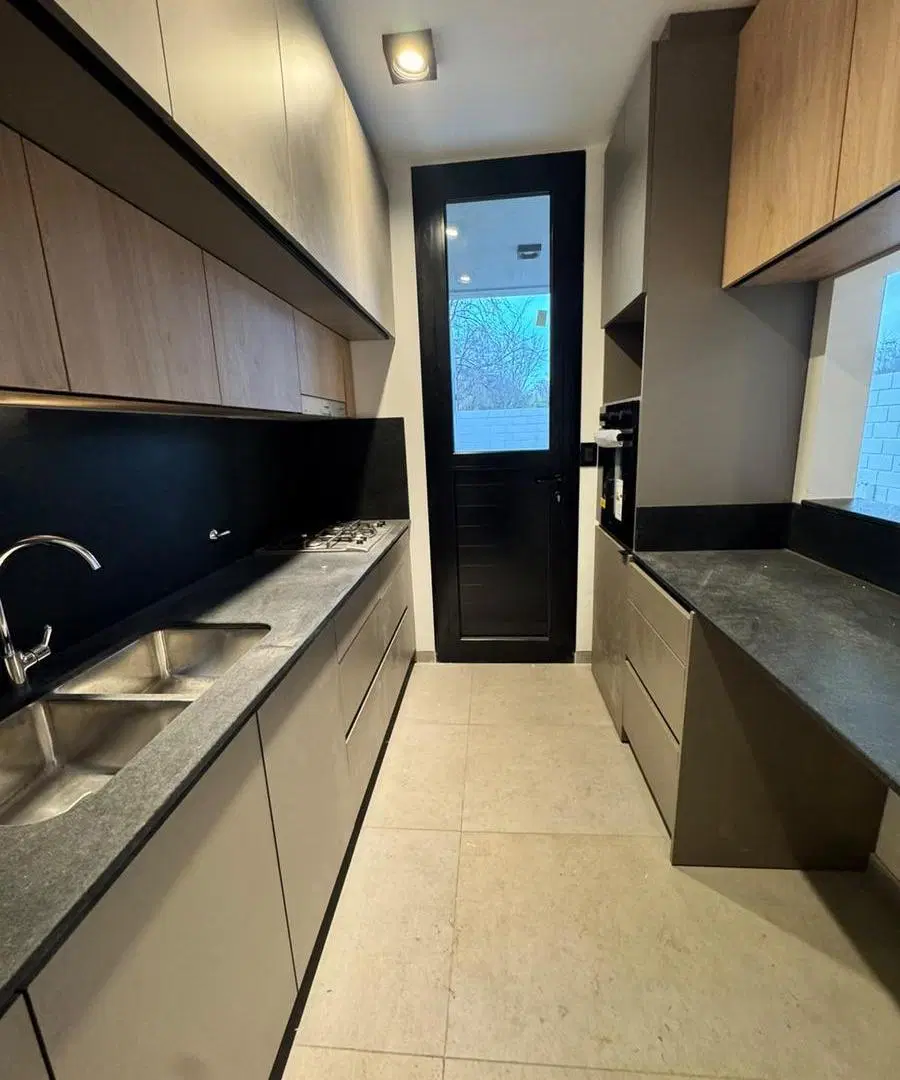 Duplex 3 dor c/ patio y cochera - La Luisita 4