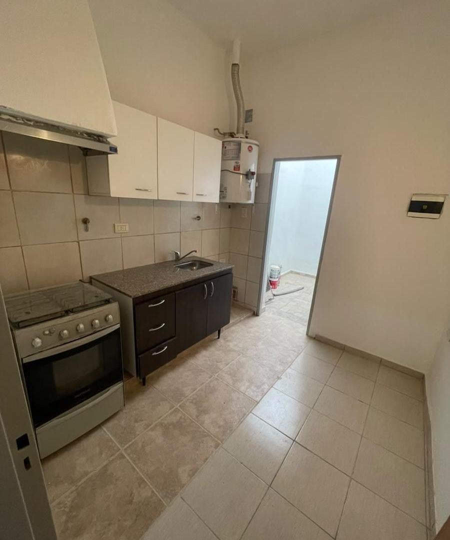 Foto de Alquila Departamento en Crisol Sur, imagen 1