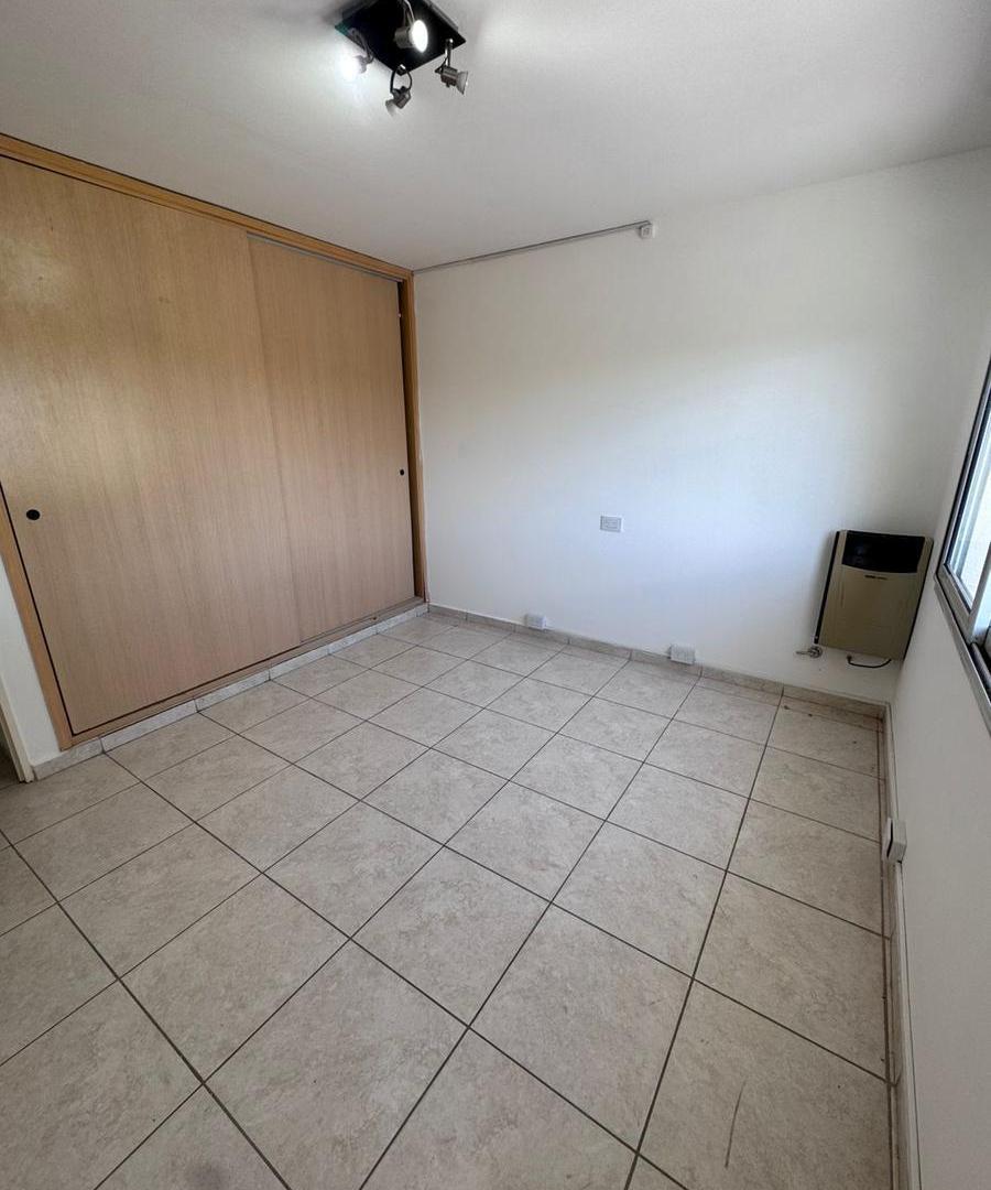 Foto de Casa 3 dor c/ patio- Jardines del Jockey, imagen 3
