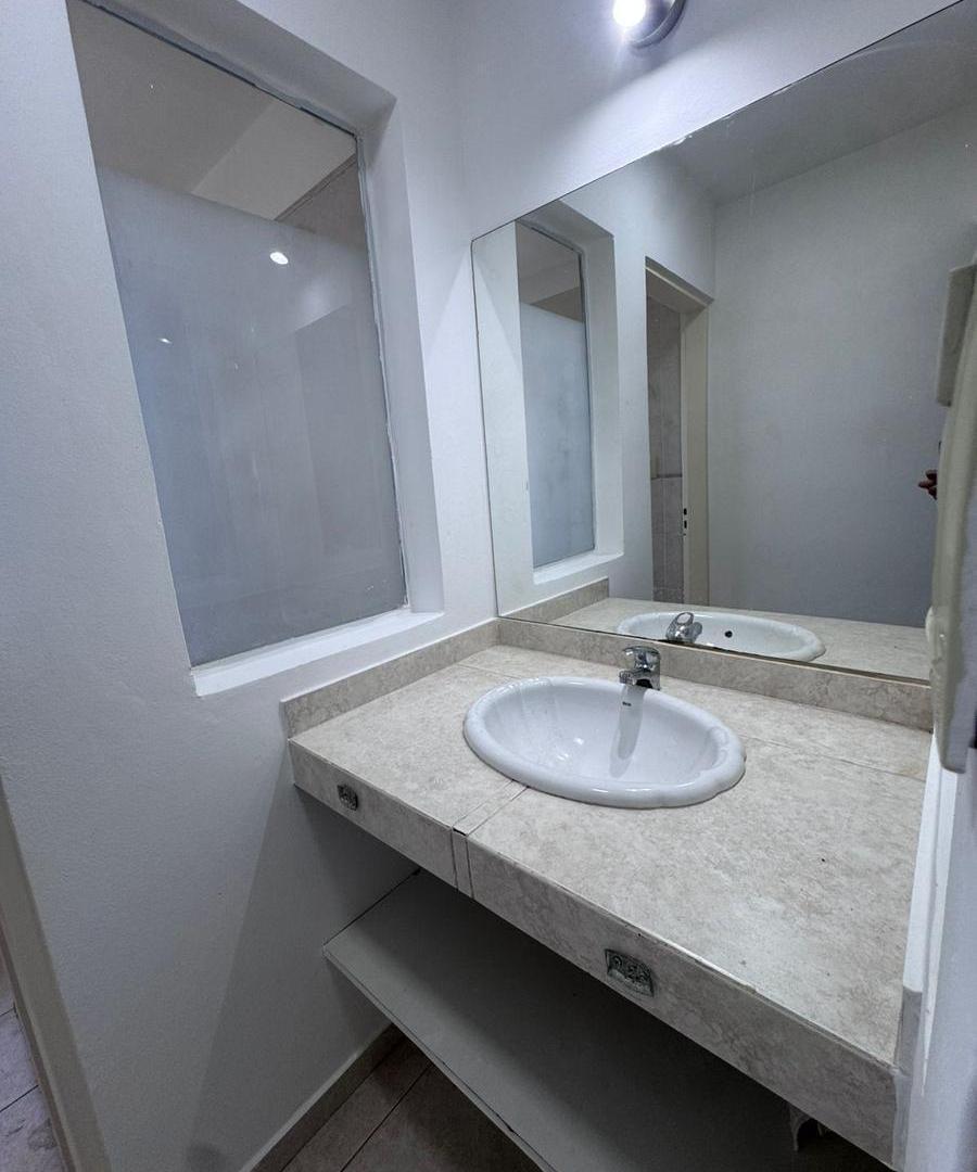 Foto de Casa 3 dor c/ patio- Jardines del Jockey, imagen 5