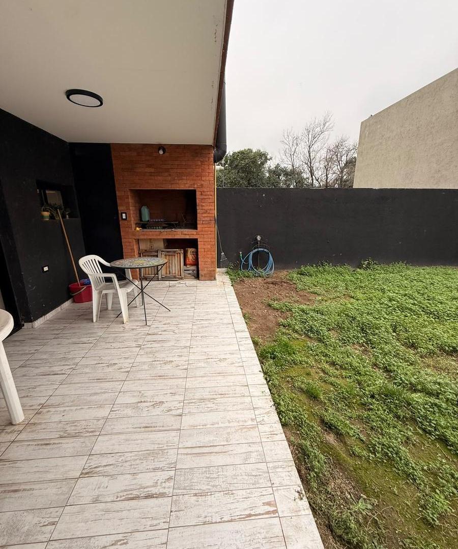 Foto de Duplex 2 dor - La Calandria, imagen 2