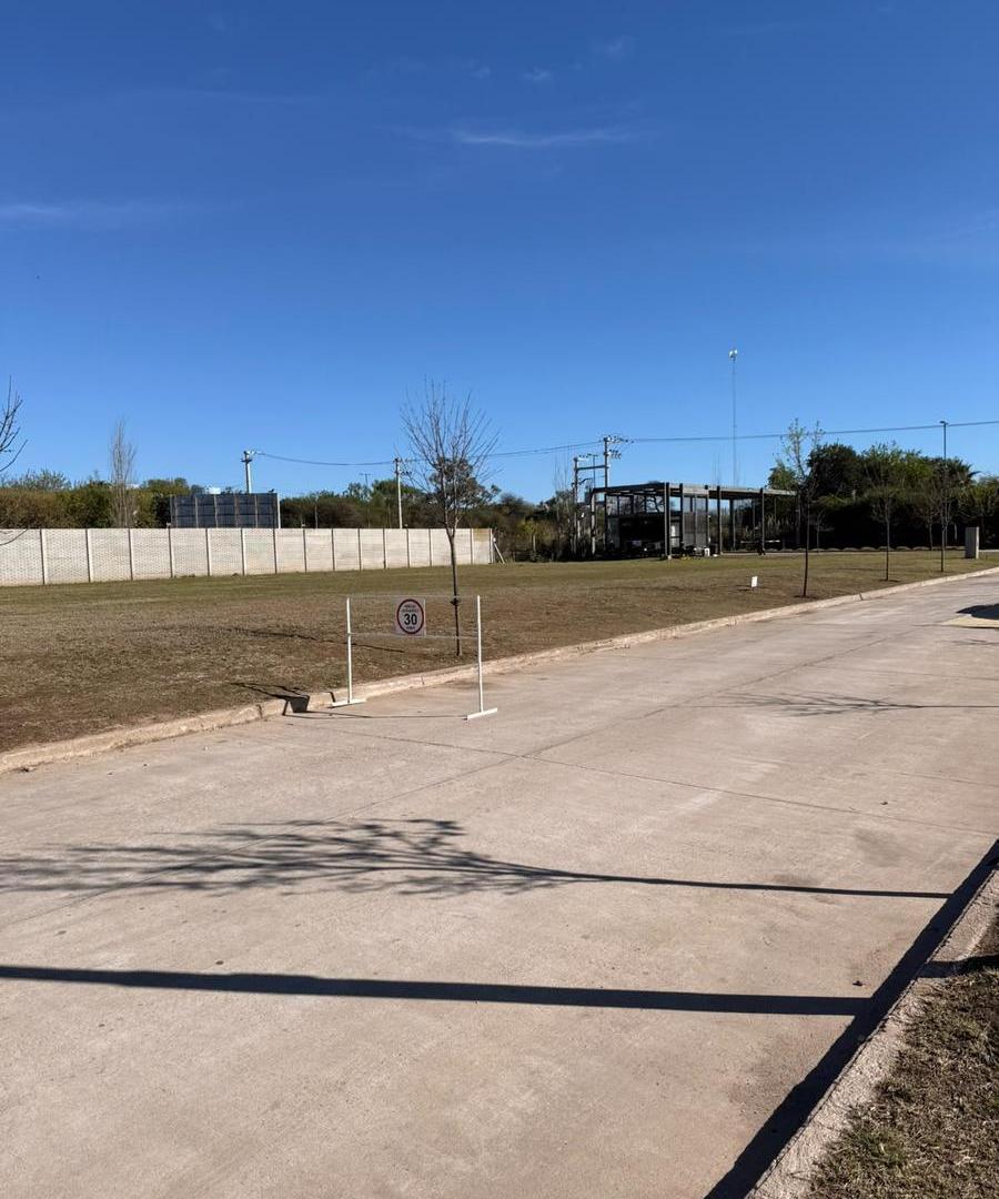 Foto de Lote Apto Dúplex - Distrito Sur, imagen 3