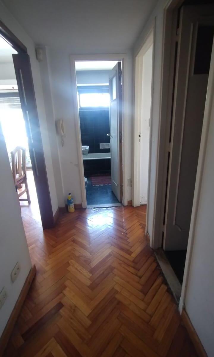 Foto de Departamento cuatro Ambientes con balcón | Almagro | Venta | Luminoso y, imagen 2