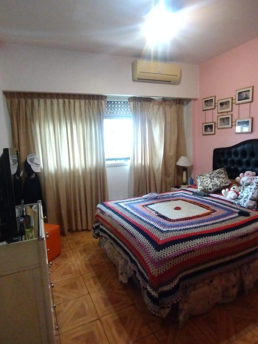 Departamento Tres Am con Balcón Al Frente | Almagro | Venta | Luminoso y Amplio 2