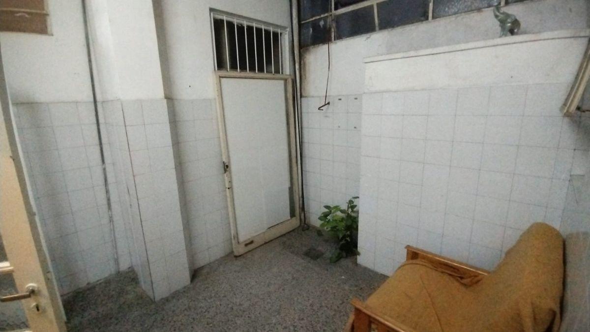 Foto de Dos Ambientes con Dependencia y Patio Propio al Frente en Almagro, imagen 5