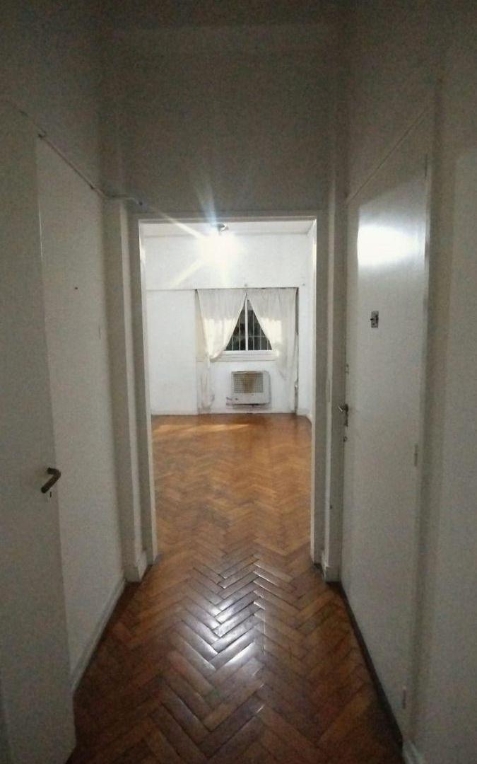 Foto de Dos Ambientes con Dependencia y Patio Propio al Frente en Almagro, imagen 2