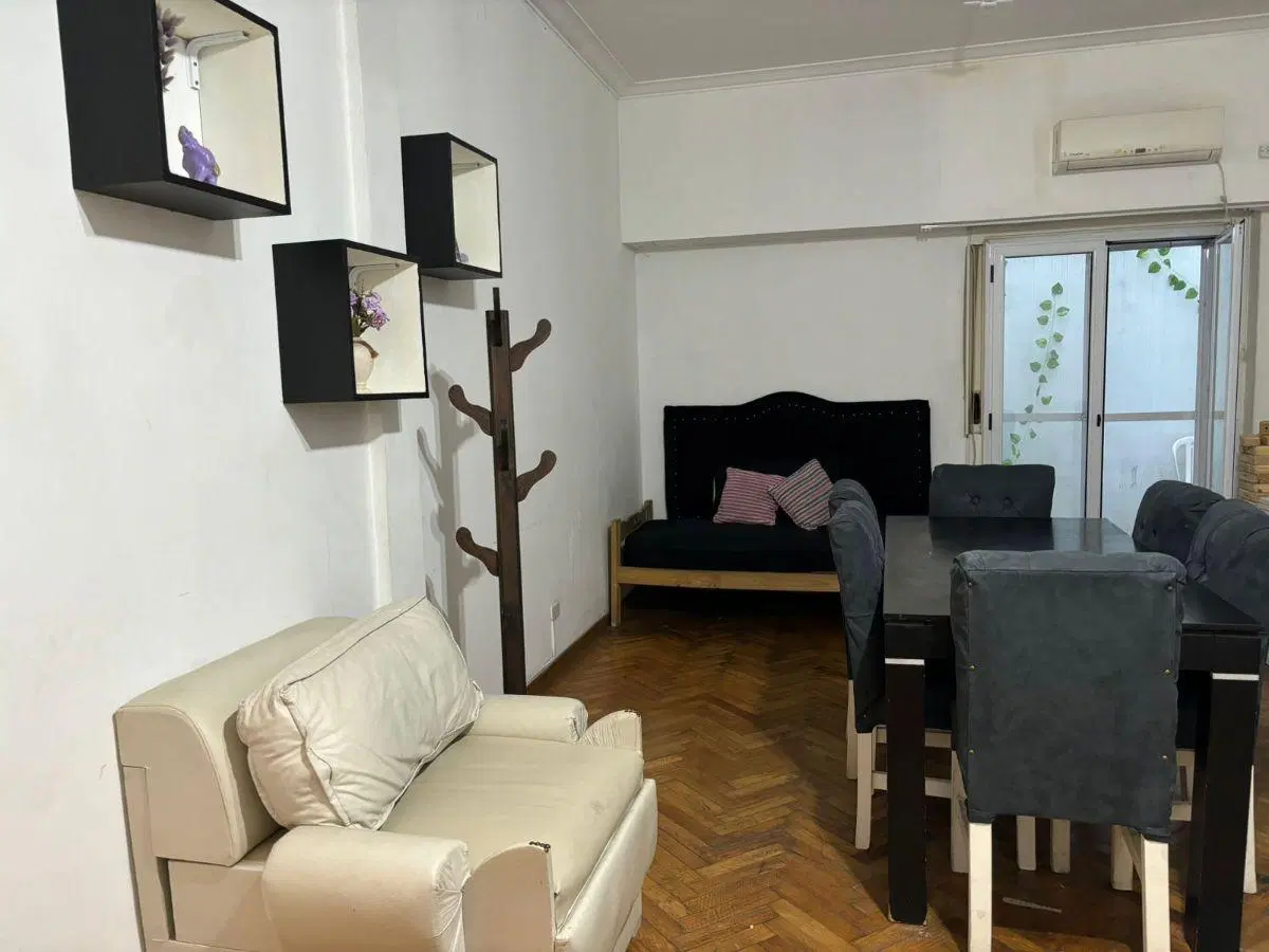 Tres Ambientes con Dependencia y Dos Patios en Balvanera DISPONIBLE 2