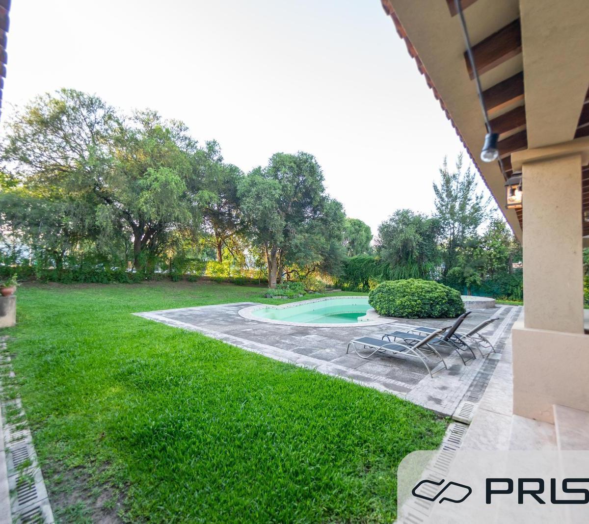 Casa Premium - 4 Dorm - El Bosque 1