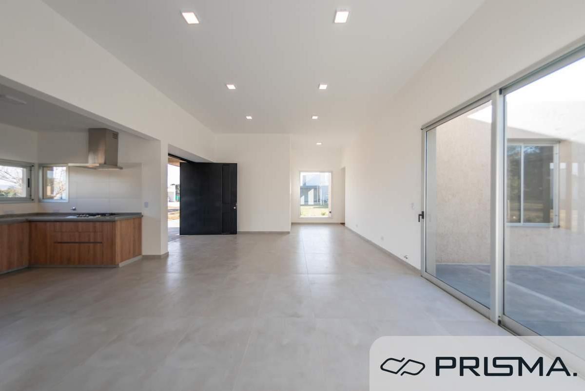 Casa - 3 Dorm. - Valle del Golf 5