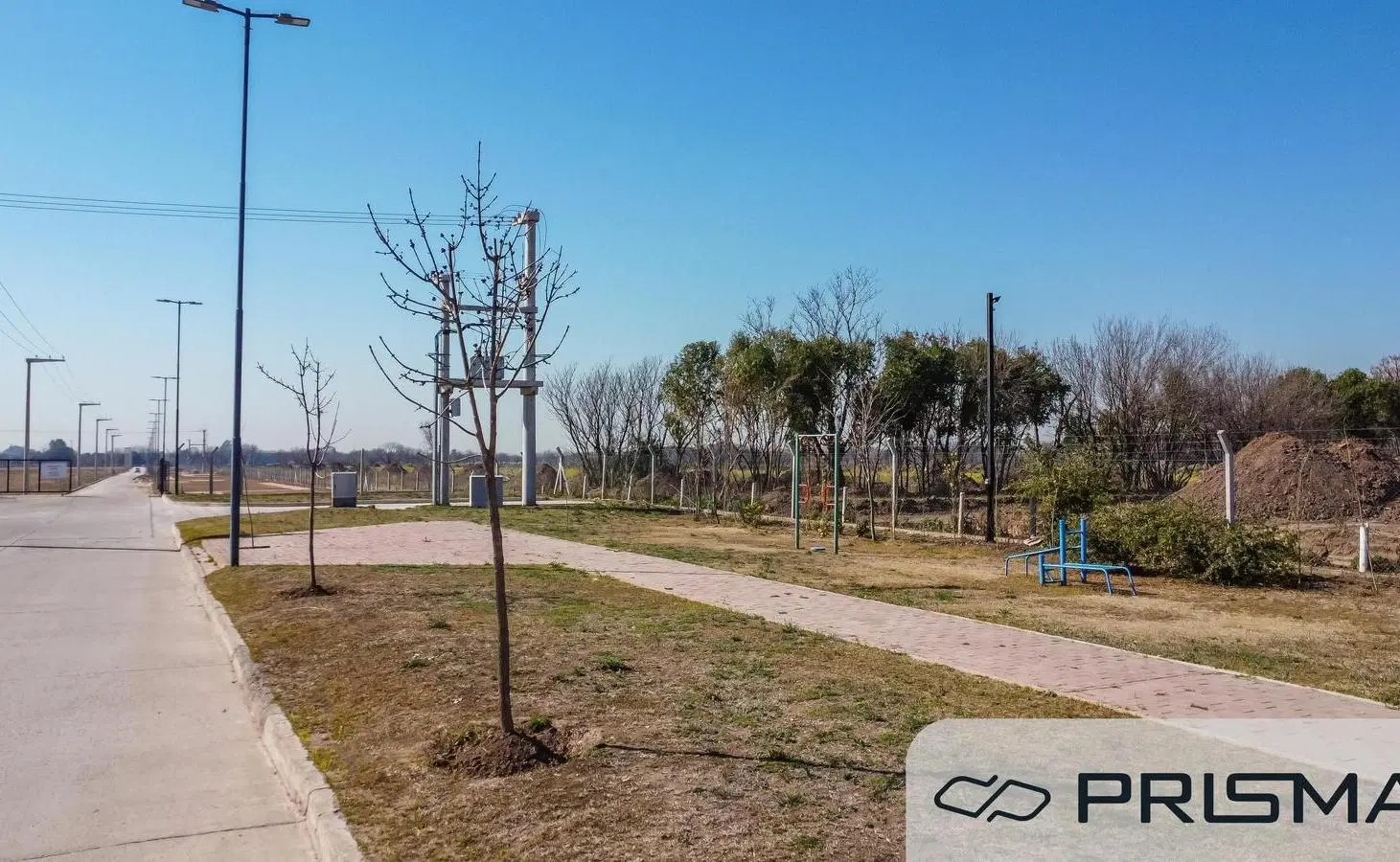 Lote- 360m2 FONDO NORTE- Distrito Sur 3