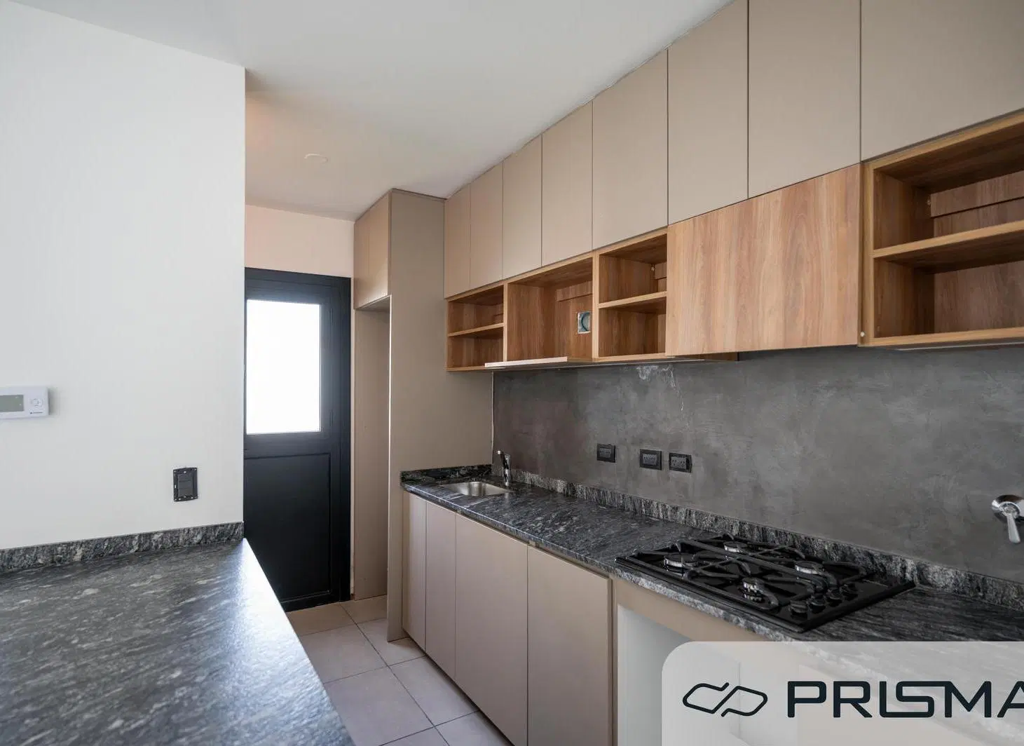 A ESTRENAR - Casa en planta baja DOCTA - 3 DORM 4