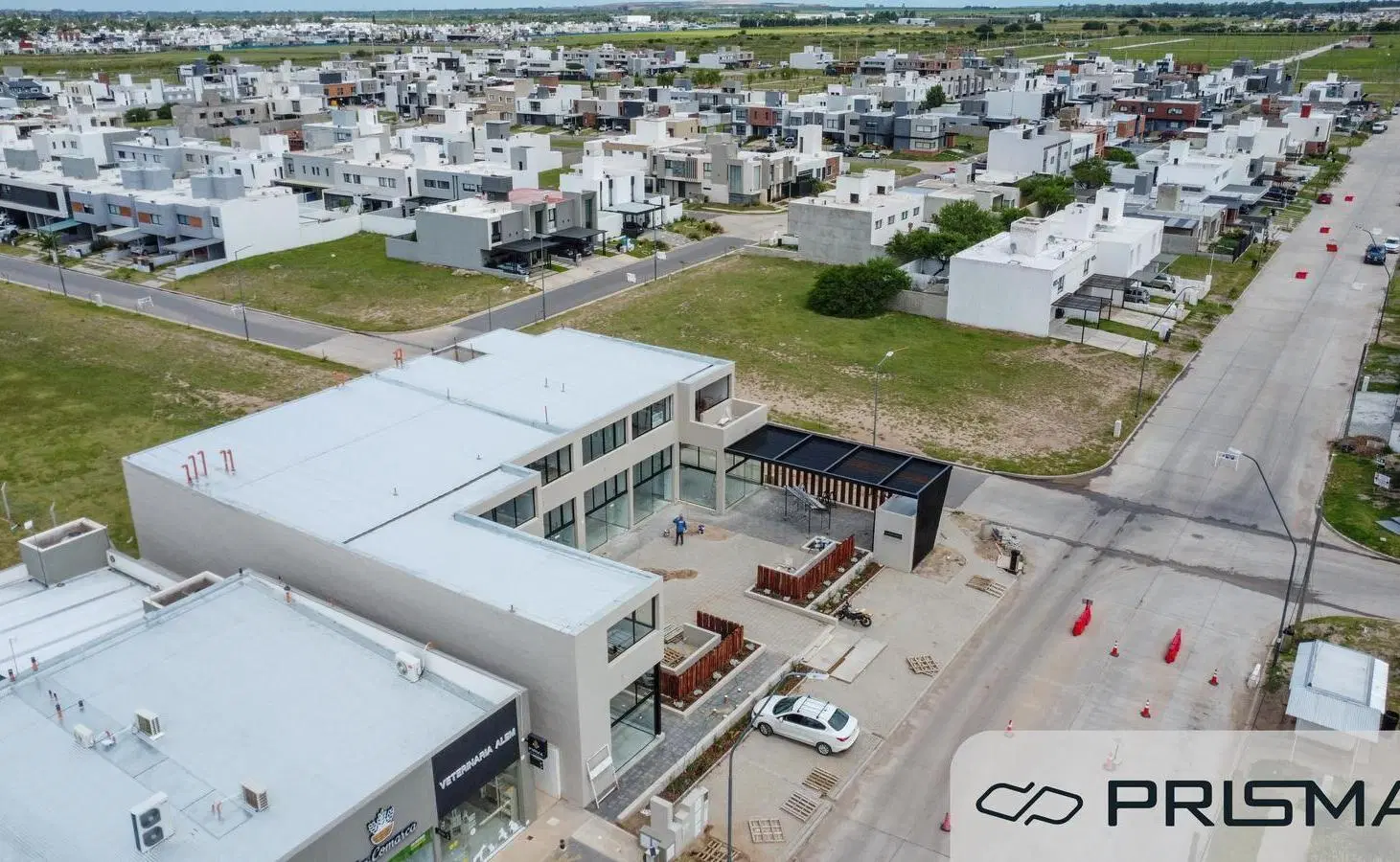 OFICINA EN OPORTUNIDAD PARA RENTA EN SOLARES DE MANANTIALES 3