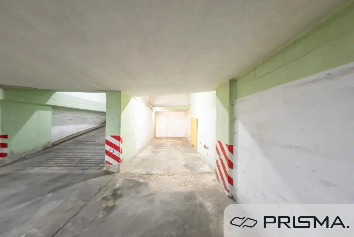 OPORTUNIDAD - 3DORM CON COCHERA- Nueva Córdoba 4
