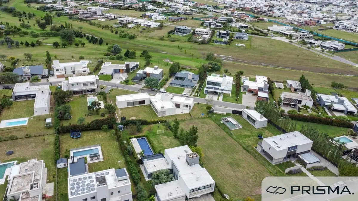 TERRENO-1500M2-LA CASCADA COUNTRY GOLF 2
