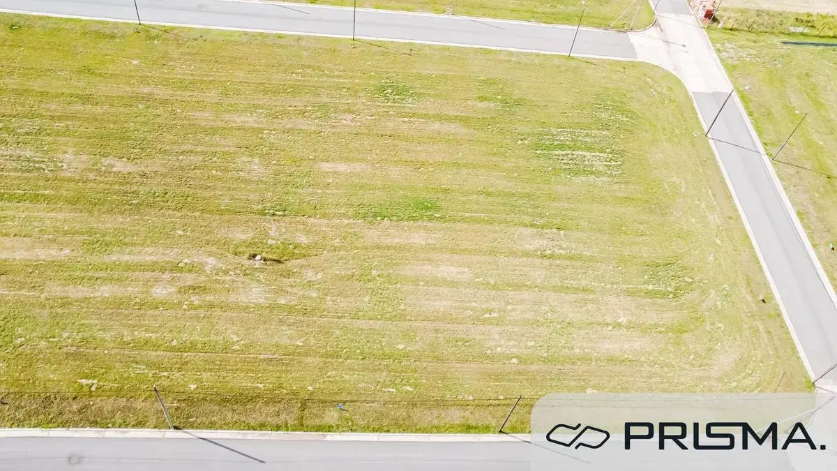 LOTE-350m2 - PAMPAS DE MANANTIALES 5
