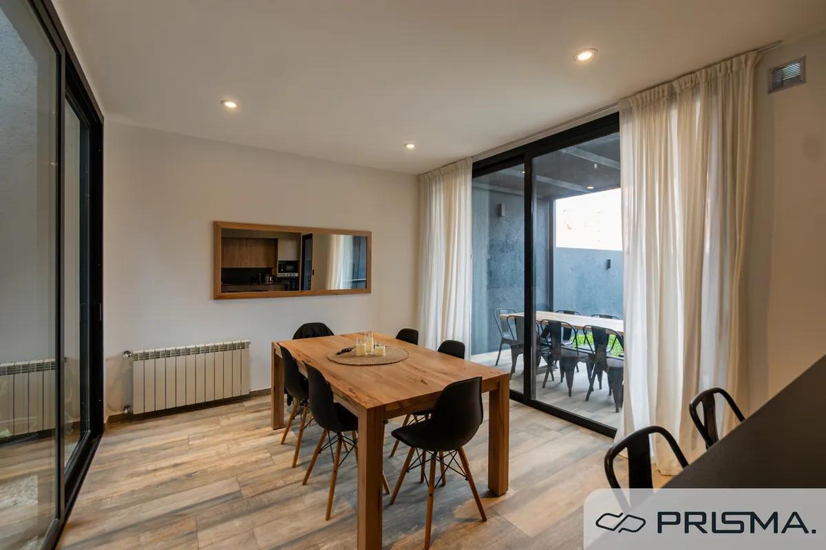 Foto de CASA-3 DORM-LA LUISITA- ALQUILER, imagen 1