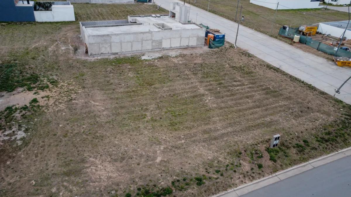 Foto de LOTE - 337 M2 - CAMPOS DE MANANTIALES, imagen 4