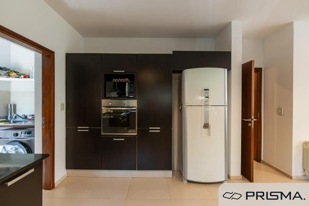 Foto de CASA - 4 DORMITORIOS - VILLA ALLENDE, imagen 5